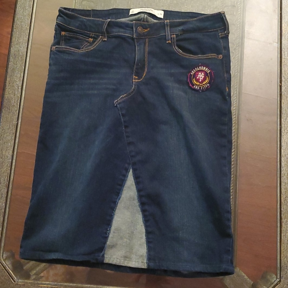 Abercrombie and Fitch knee length skirt size10
